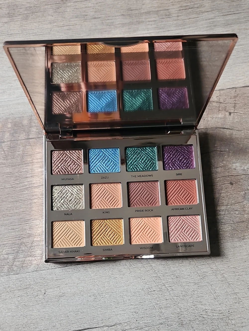 Limited Edition Sir John X Luminess Lion King Eyeshadow Palette And Lipstick